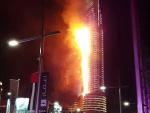 В Сети появилось видео пожара роскошного отеля-небоскреба в Дубае